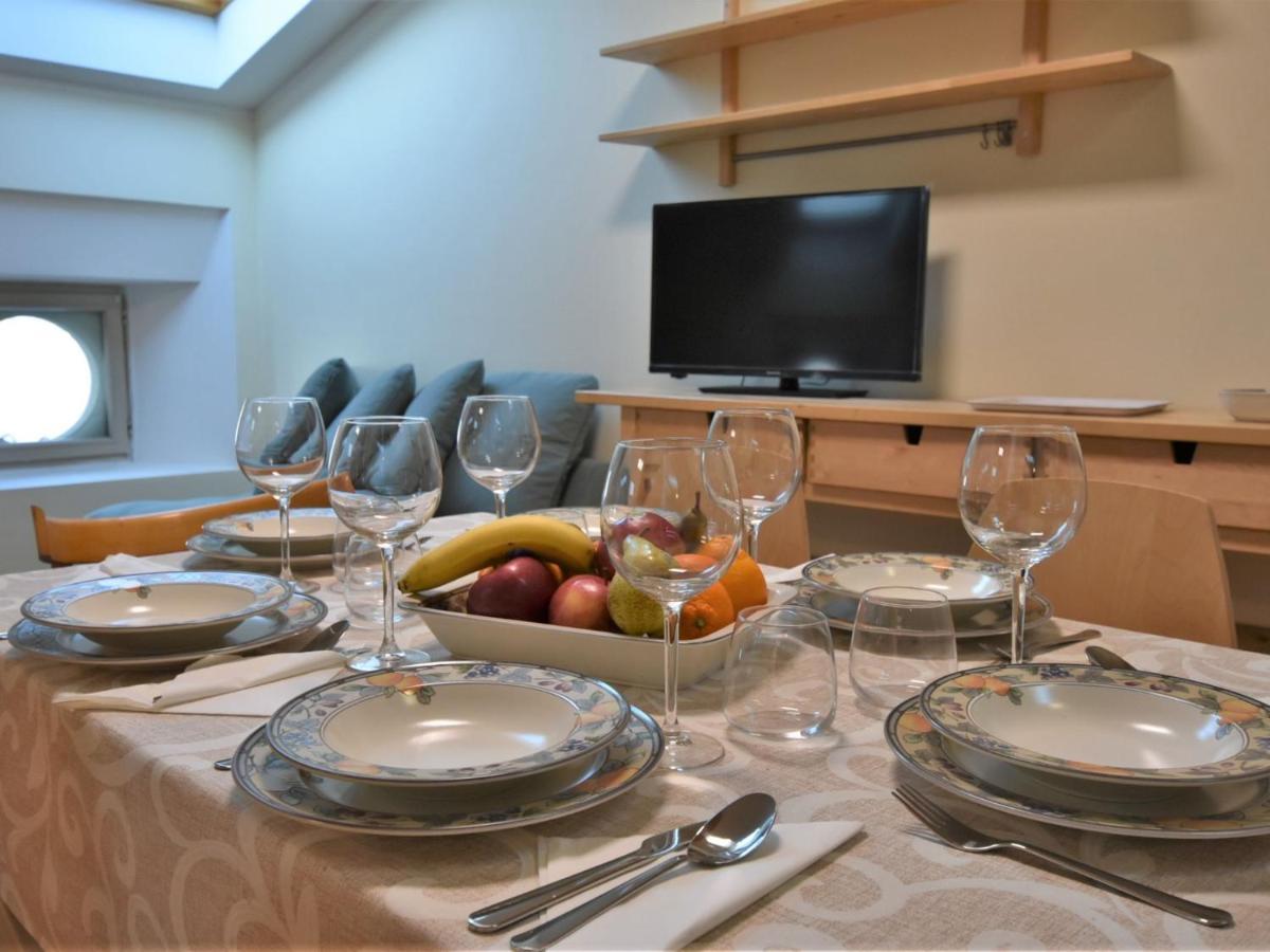 Apartment Duomo Mansarda By Interhome Iseo Exterior foto